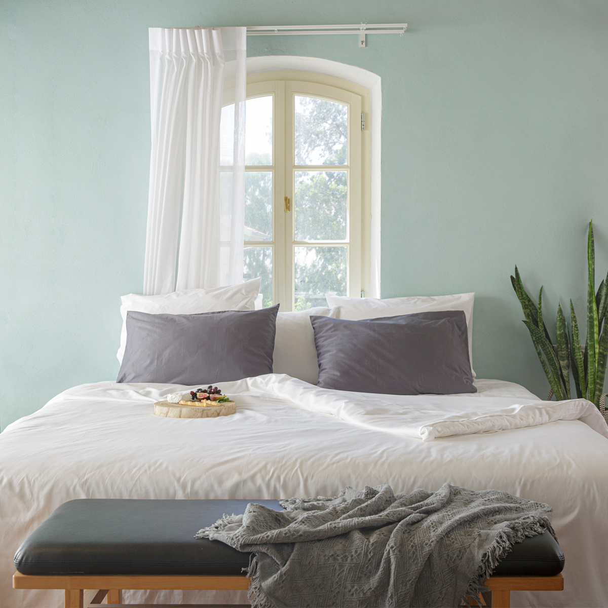 Spark Sateen Bed Sheets Sonovia